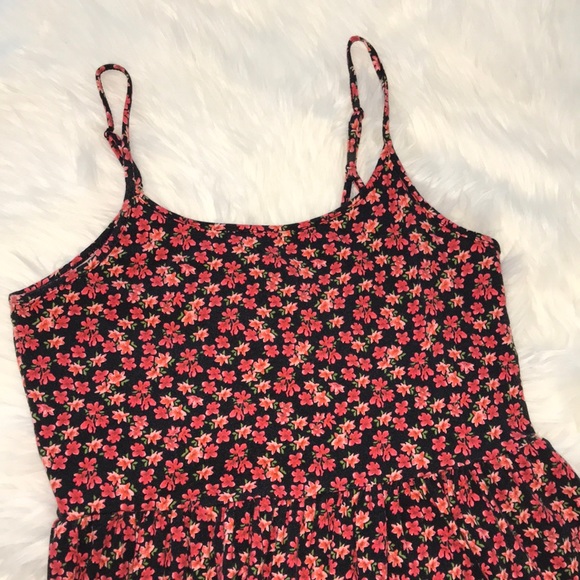 🚫 Sold 🚫Forever 21 Red Floral Sun Dress - Picture 3 of 5